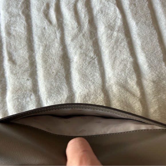 NWT KATE SPADE Crossbody Purse - Picture 11 of 16